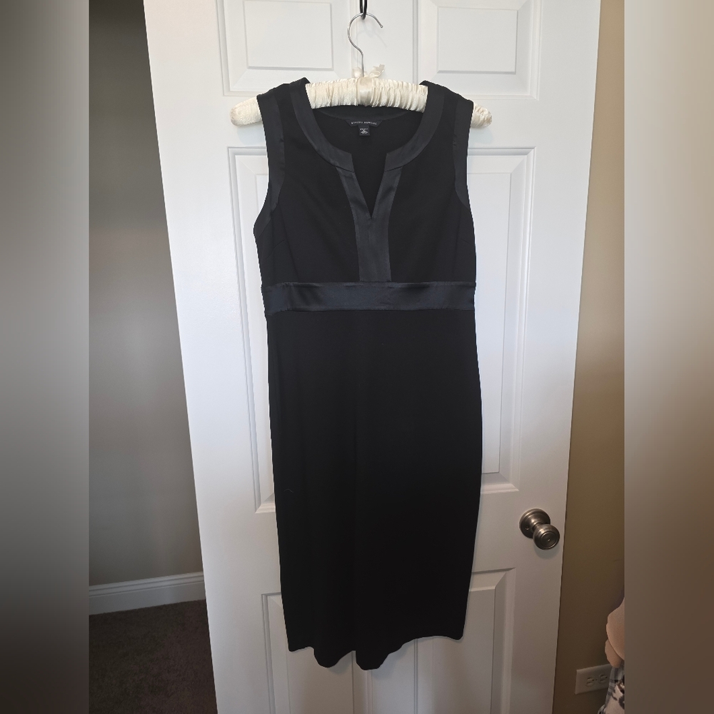 Banana Republic Black and Gray Midi Dress